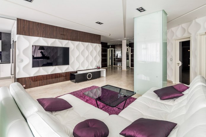 Halinterieur met felle accenten