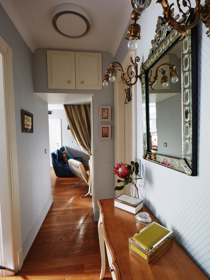 hal met mezzanine in Proven?aalse stijl