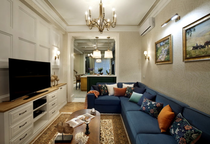 boog in het interieur van een kleine woonkamer