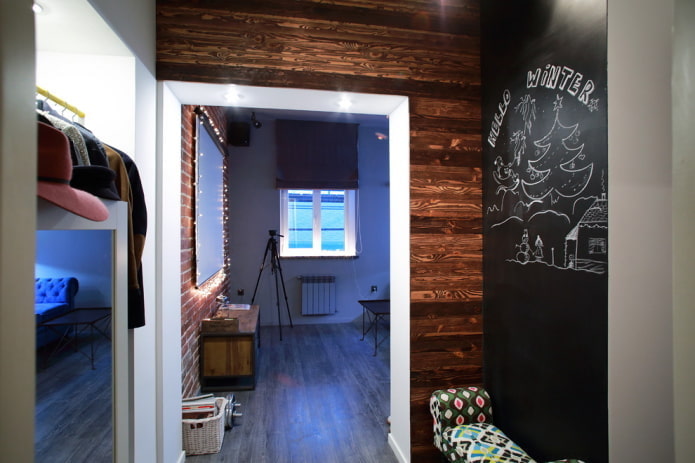 gipsplaatboog met achtergrondverlichting in het interieur