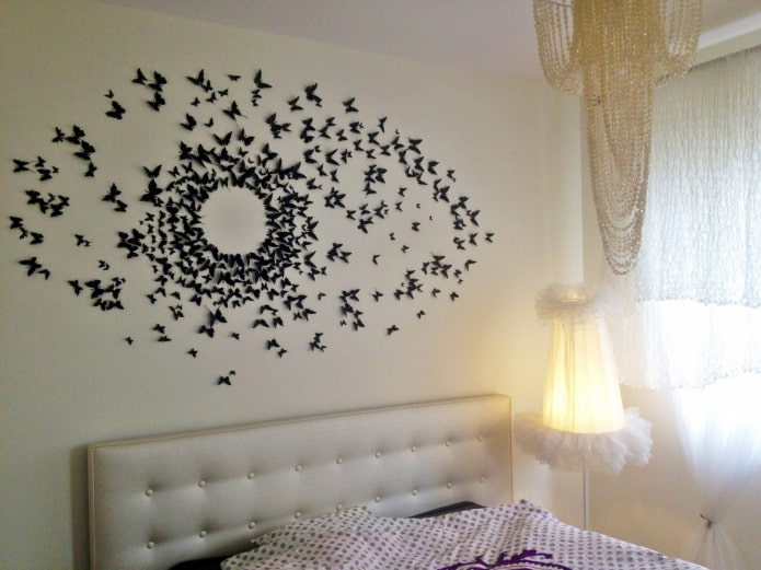 vlinders boven het bed