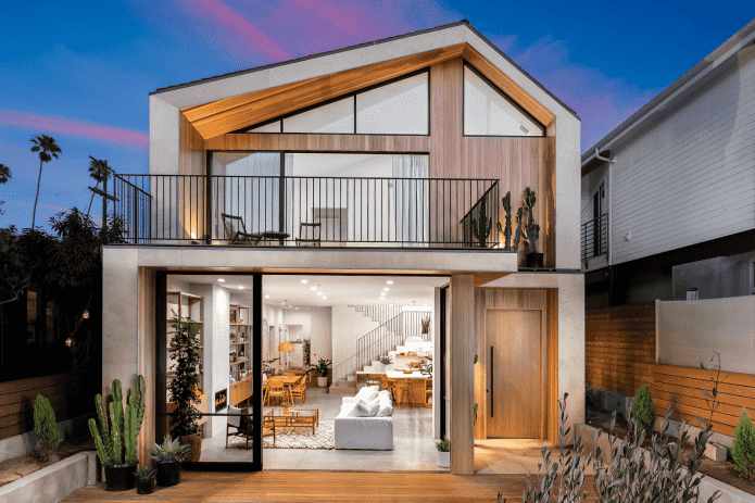 huisproject met een open balkon