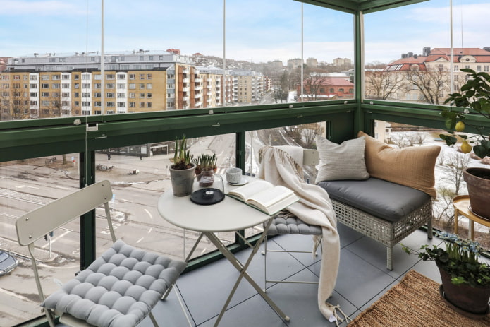 loggia-ontwerp in Scandinavische stijl