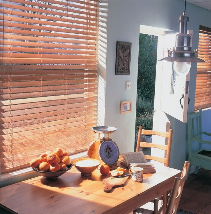 bamboe jaloezie?n in het interieur