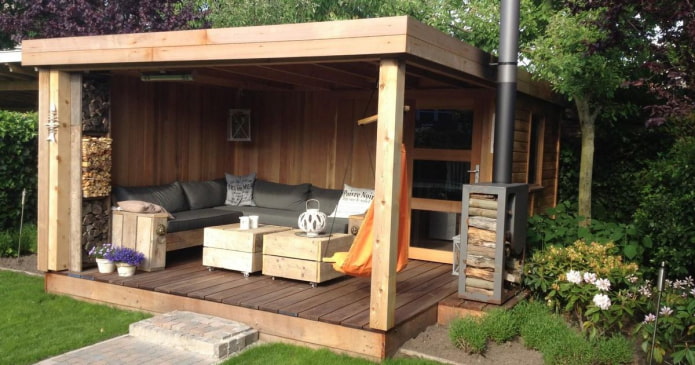 Badhuis met terras en kachel