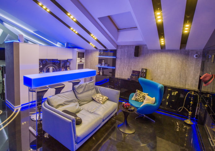bar met verlichting in het interieur