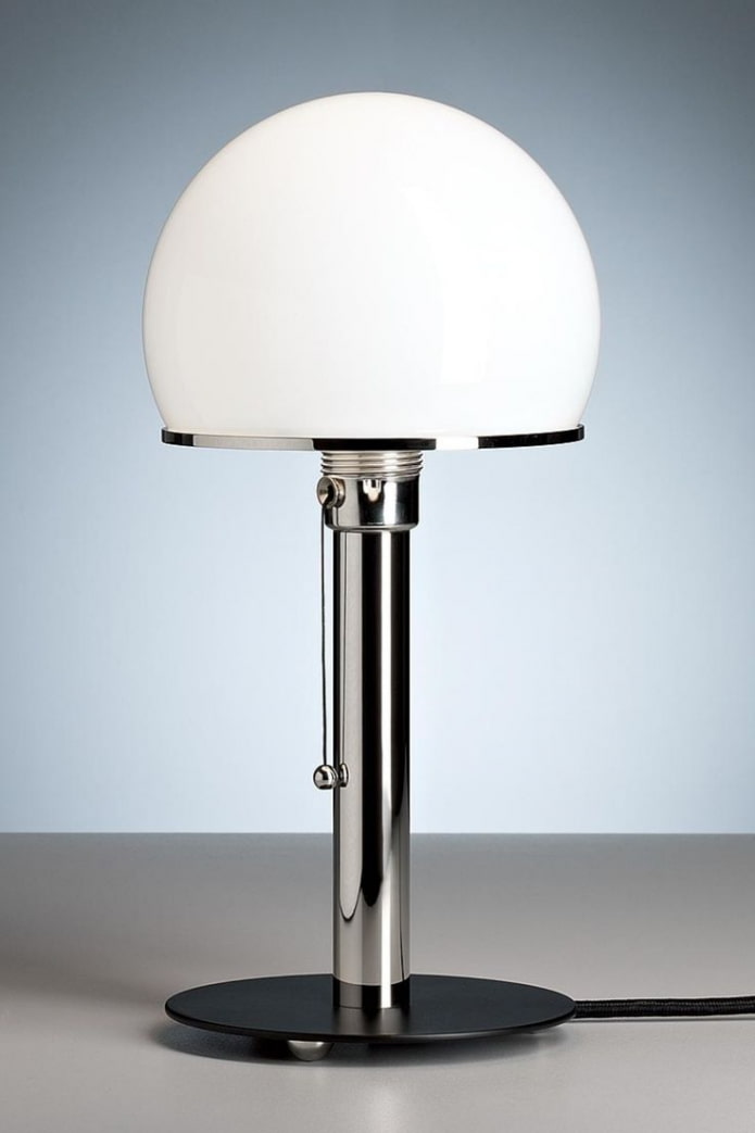 lamp in de Bauhaus-stijl
