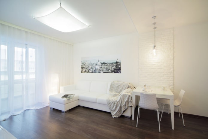 woonkamerdecoratie in witte tinten
