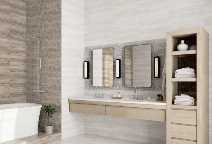 witte tegels met houtlook in de badkamer