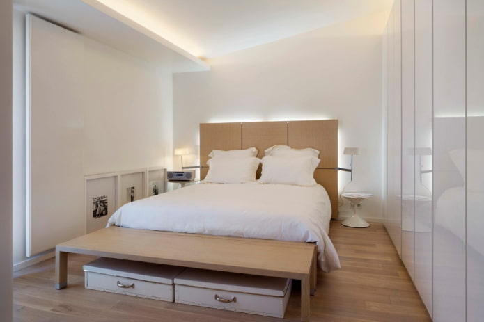 meubels in het interieur van een slaapkamer in witte tinten