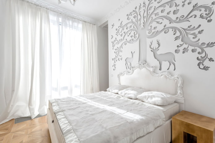 textiel en decoratie in de slaapkamer in witte tinten