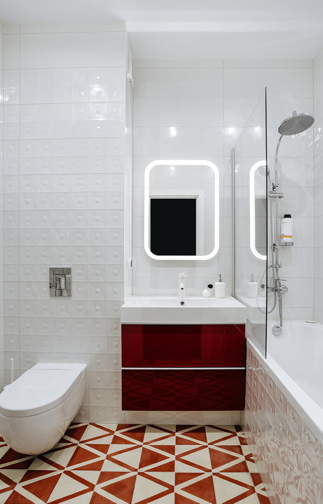 badkamerinterieur in rode en witte tinten