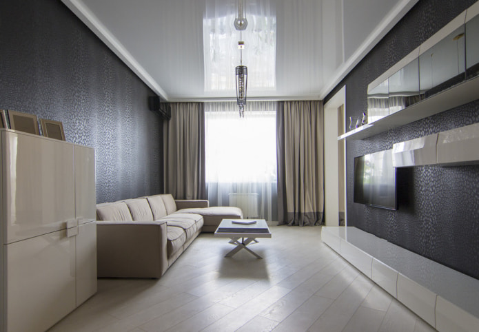 Zwarte muren en wit plafond