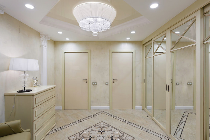 Wit en beige plafond