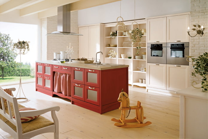 beige keukeninterieur met felle accenten