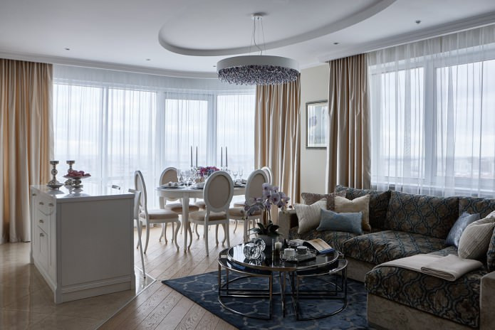 ruime woonkamer