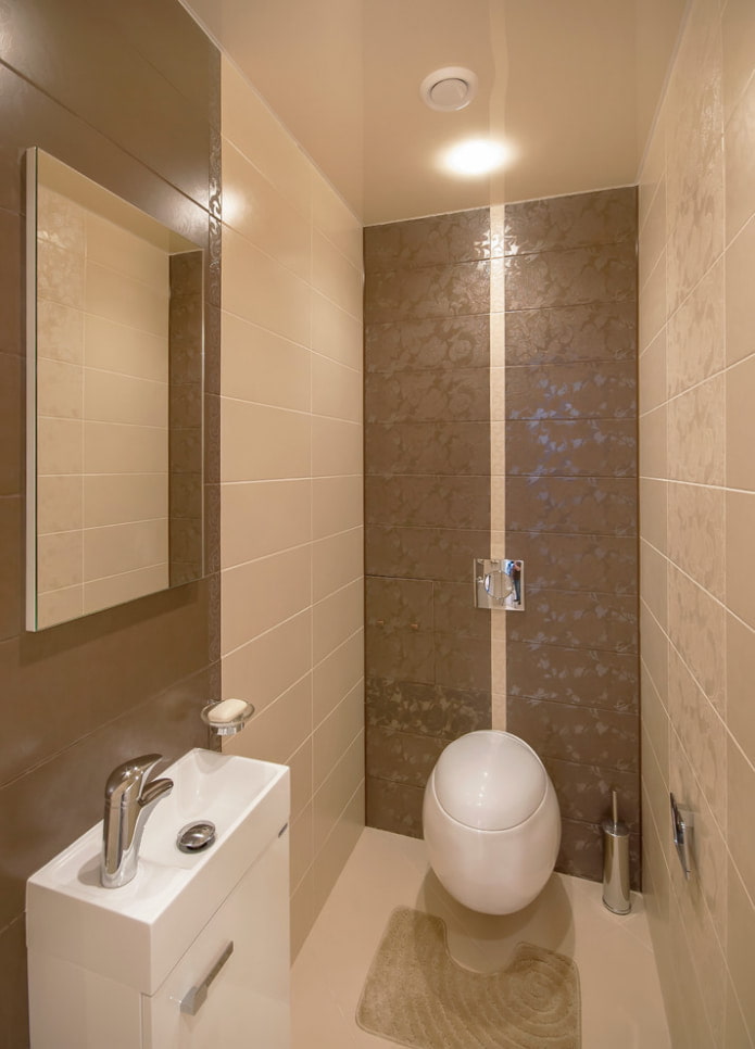 bruin en beige badkamer
