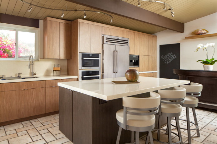 Lattenplafond in de keuken