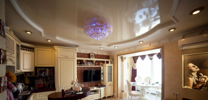 Plafond met twee niveaus
