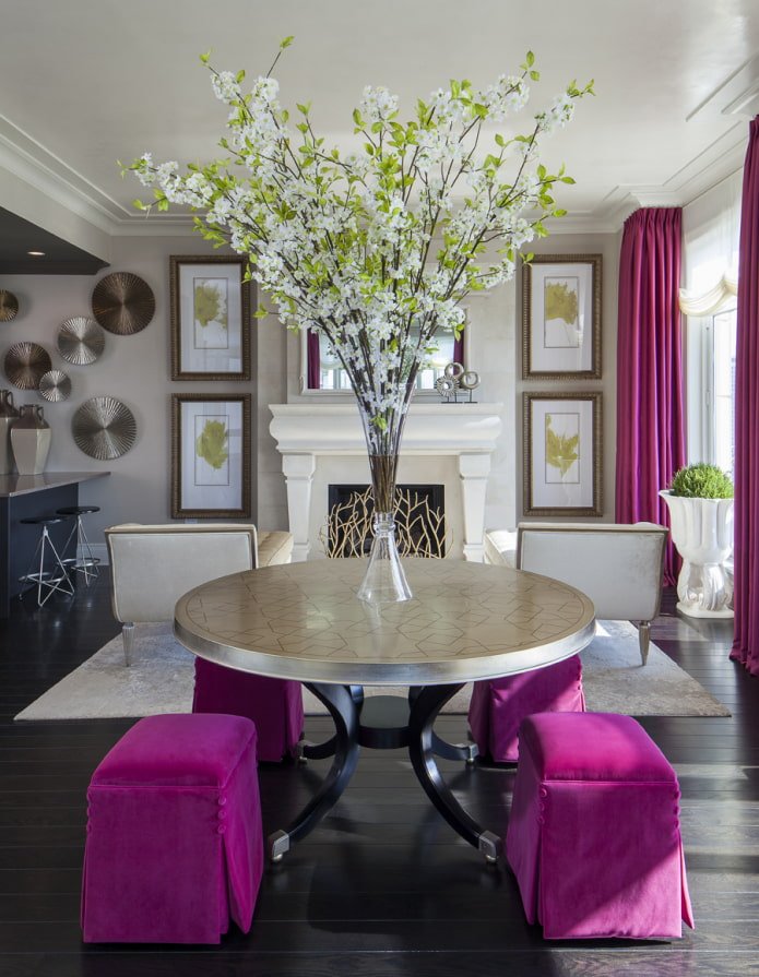 roze kleur in het interieur