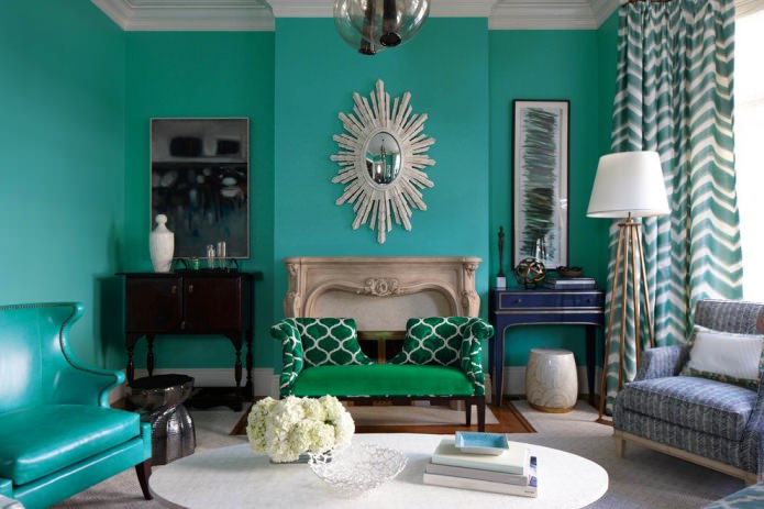 De muren in turquoise schilderen