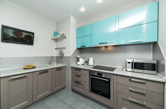 keukenontwerp in grijs- en turquoise tinten