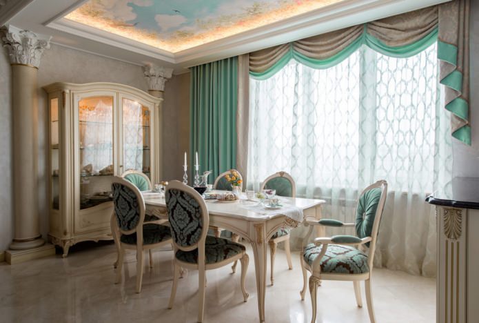 Beige en turquoise gordijnen