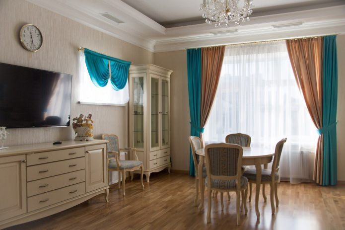 Bruin en turquoise combinatie van gordijnen