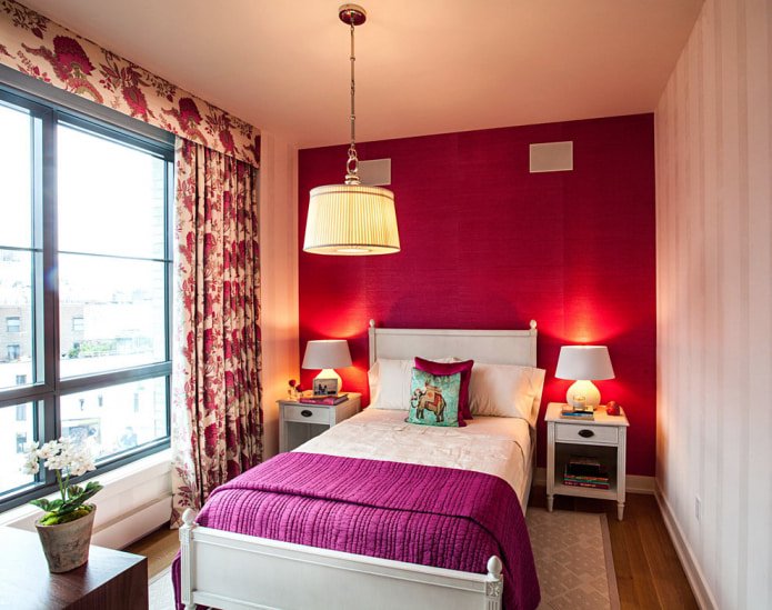 effen behang in de slaapkamer