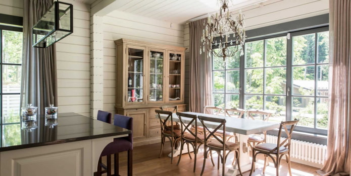 buffet in de eetkamer