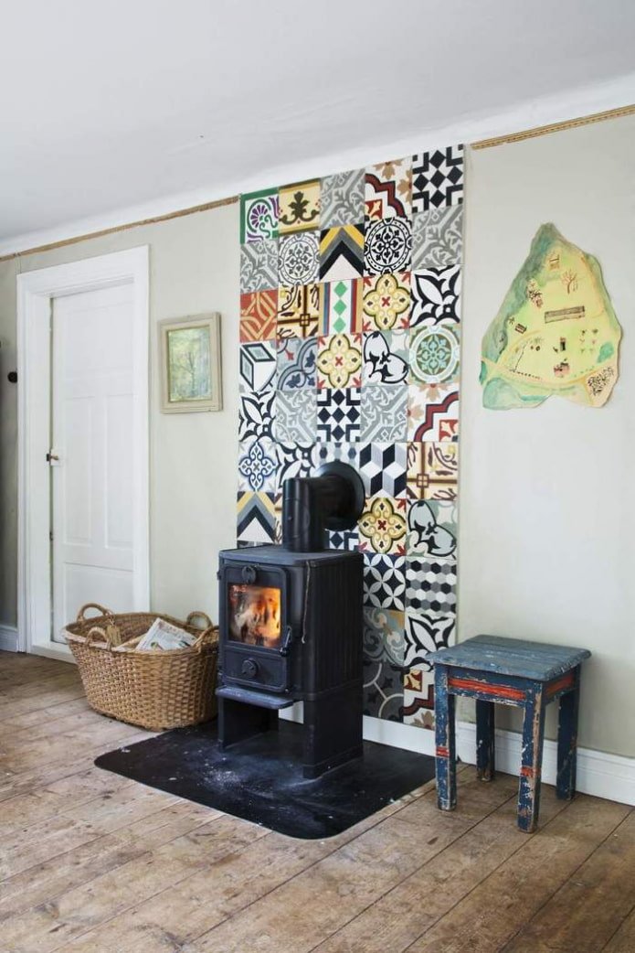Muur met patchworktegels
