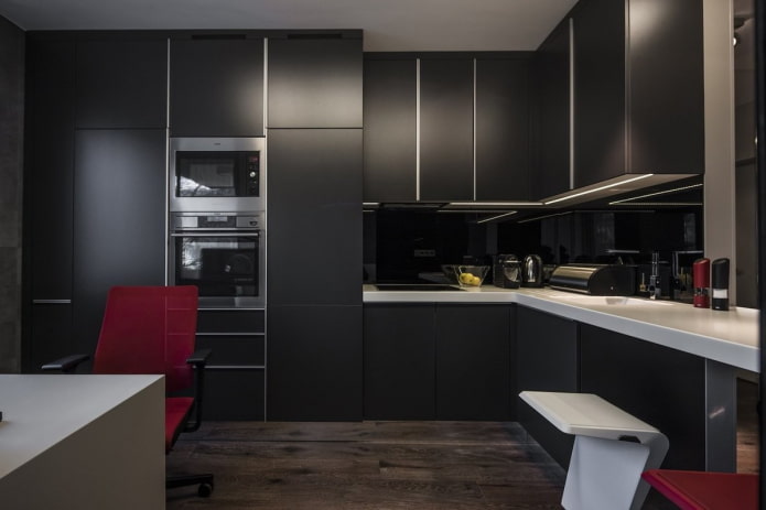 zwarte keuken in moderne stijl