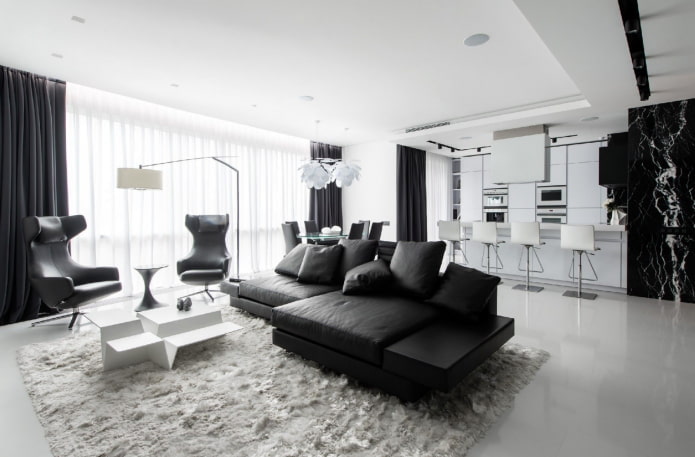 woonkamerinterieur in zwart-wittinten