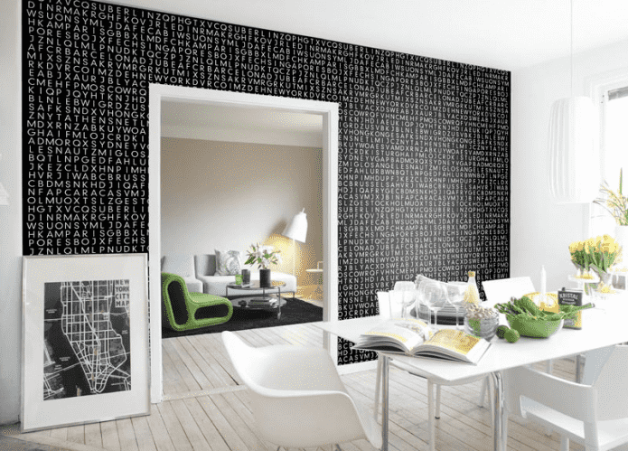 behang met inscripties