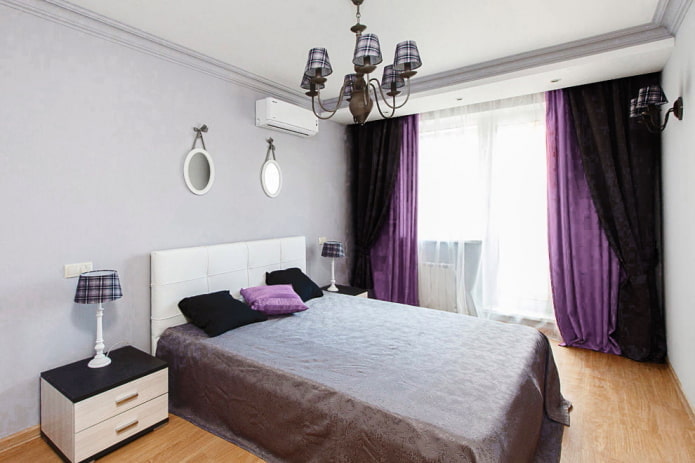 zwarte en paarse gordijnen