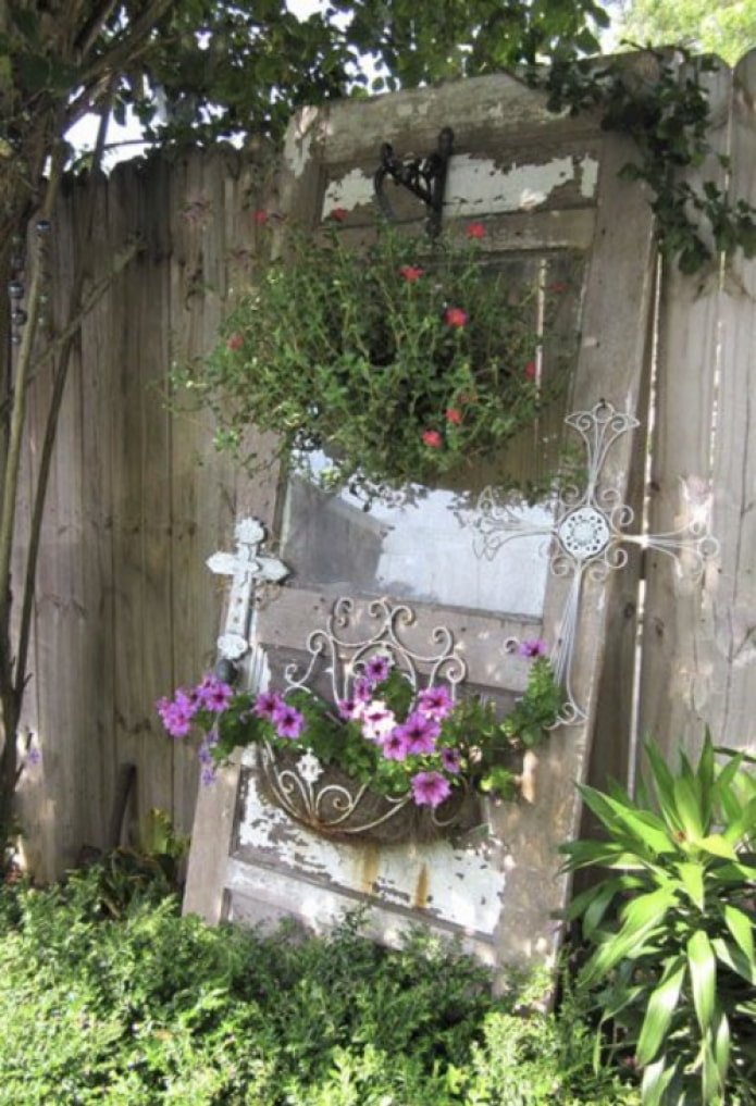 Deur met bloemen