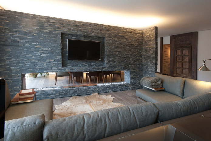 decoratieve stenen afwerking in het interieur