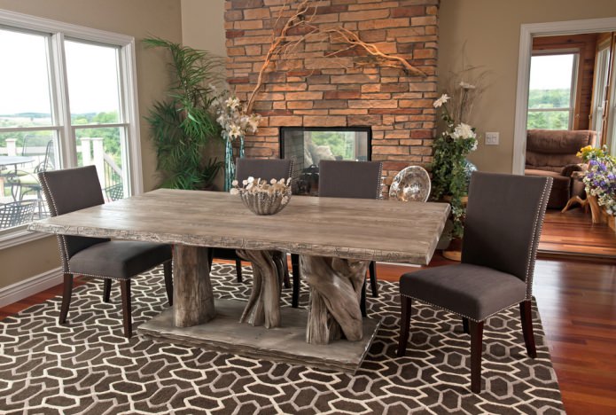 grijze houten tafel