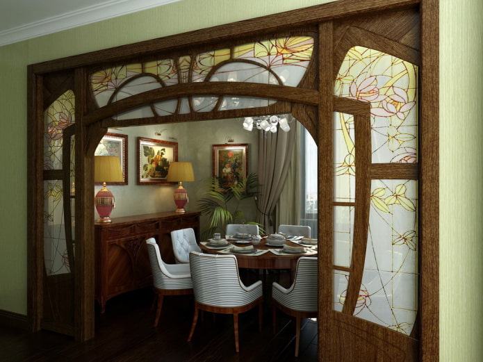 Boog in art-nouveaustijl met glas-in-lood
