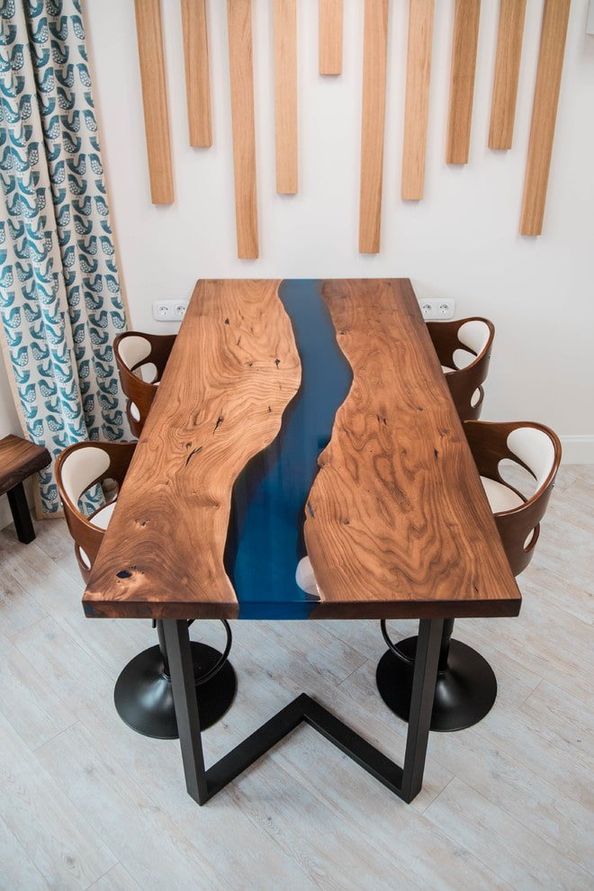 rivier eettafel in het interieur