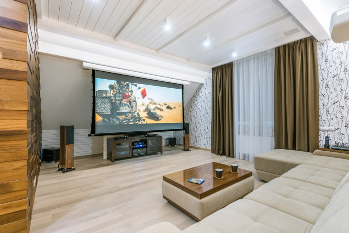 wit houten plafond in de woonkamer