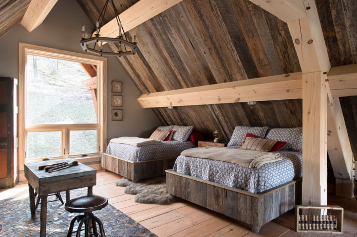 houten plafond in rustieke stijl