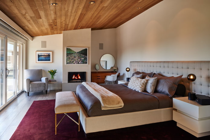 houten plafond in de slaapkamer