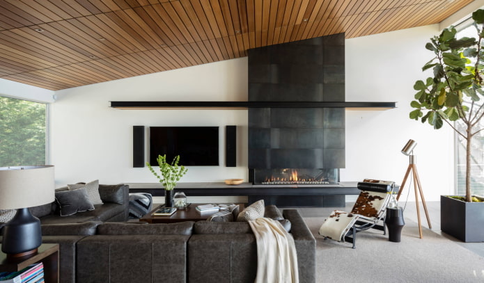 houten plafond in de woonkamer