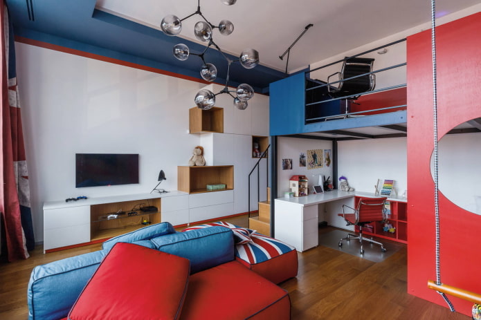 Recreatieruimte in rood en blauw