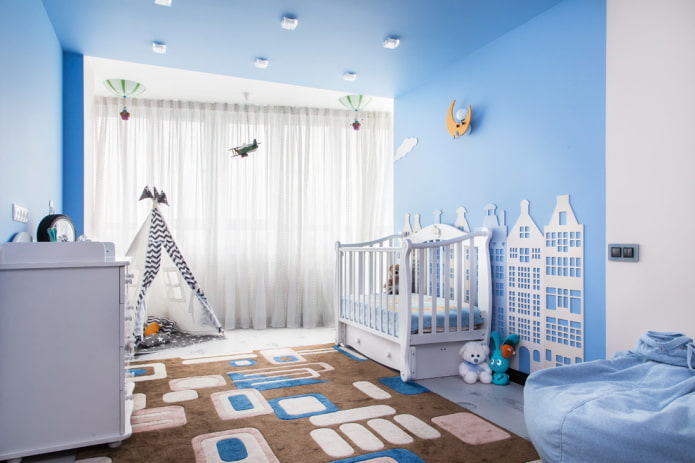 ontwerp van een kinderkamer voor een pasgeboren jongen