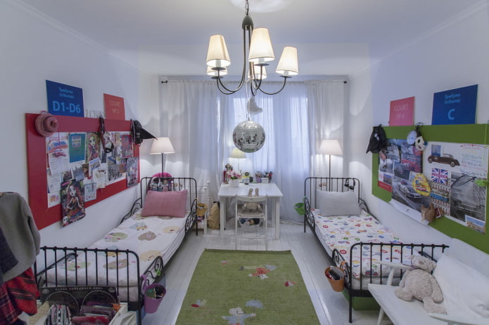 verlichting in het interieur van de slaapkamer voor kinderen van verschillende geslachten