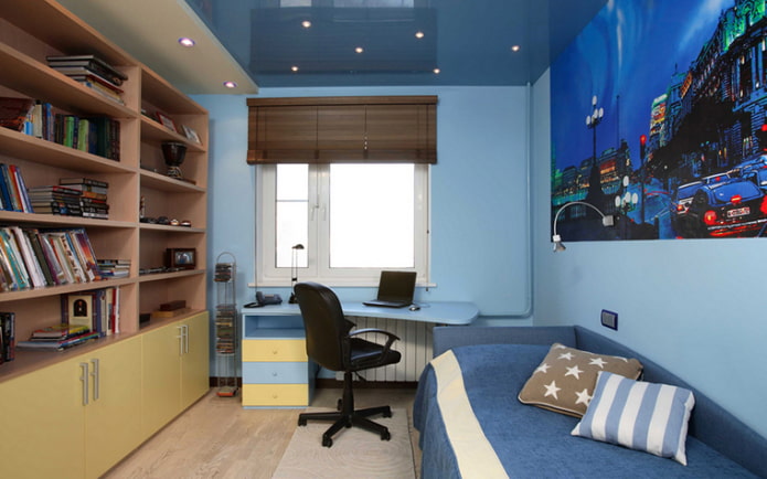 Ontwerp van een kamer in een Chroesjtsjovka voor een tiener