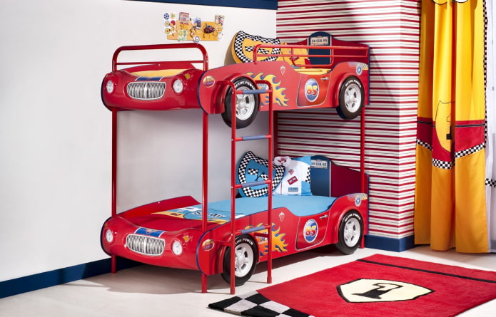 stapelbed-wagen in de kinderkamer