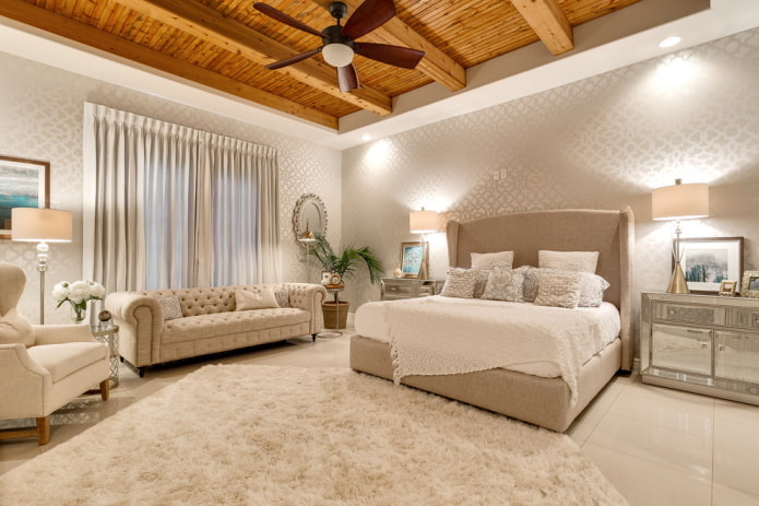 chesterfield-bank in de slaapkamer